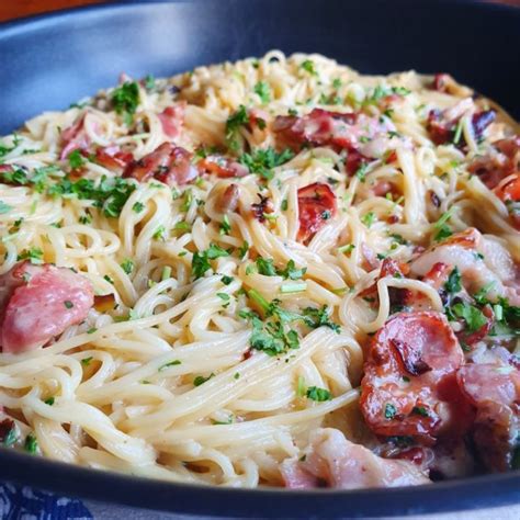 Den Her Pasta Carbonara Opskrift Med Spaghetti Masser Af Fl De Og Bacon Smager Alts Virkelig