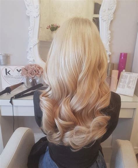 Perfect Blonde Bombshell Waves Hair Yes Hair Styles Loose Long