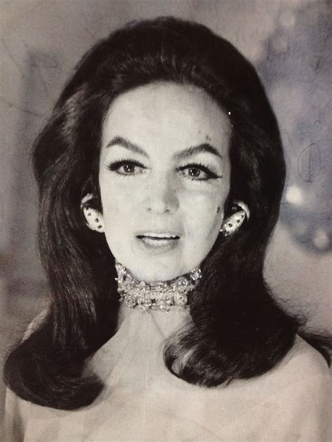 Cartier unveils four maria felix high jeweled crocodile. María Félix circa 1960 con aretes de coral rojo de China ...