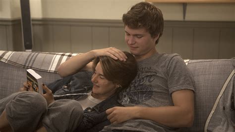 The Fault In Our Stars 20 Adorable Photos Of Shailene Woodley And