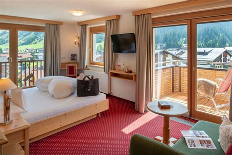 There is a garage available in haus melitta for motorcycles and bicycles. Suite - HAUS MELITTA LECH