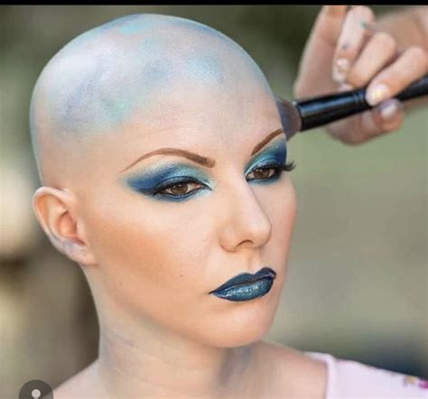 Pin By Stephanie Tomovcsik On Baldspiration Bald Head Women Bald