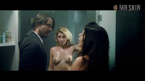 Bond Girl Ana De Armas Boobs And Sigourney Weavers Beaver At Mr Skin