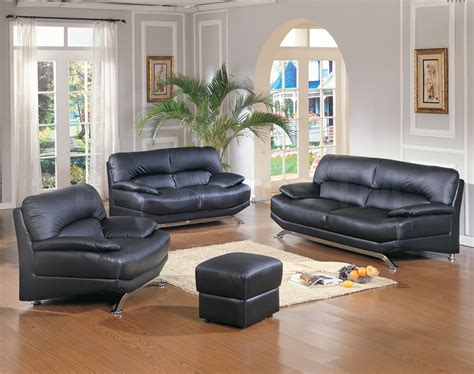 We'd love to see what sofa colour you have chosen for your living room. Black Furniture Living Room Ideas - HomesFeed