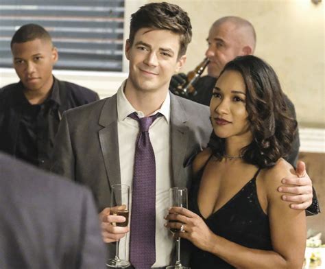Grant Gustin Candice Patton Barry Allen Iris West The Flash Season 4 “crisis On