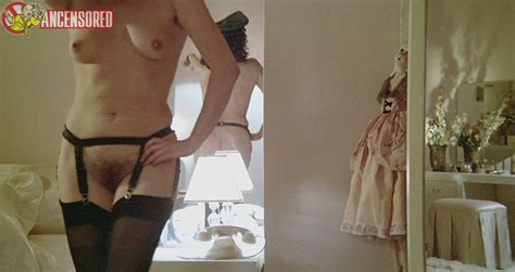 rosemarie lindt desnuda en salón kitty