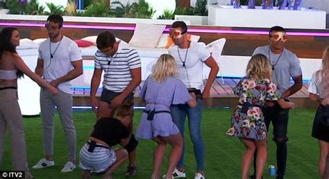 Love Island Viewers Shocked As Contestants Lick Body Parts Daily