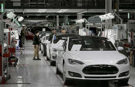 Tesla Vs Texas Dealerships Explained Are More Luxury Electric Cars Headed Our Way Houston