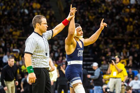 Penn State Wrestlings Aaron Brooks Advances At B1g Championship On 1 Ankle