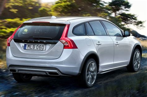 Volvo V60 Cross Country New Rugged Wagon Revealed Volvo Cars Reveals