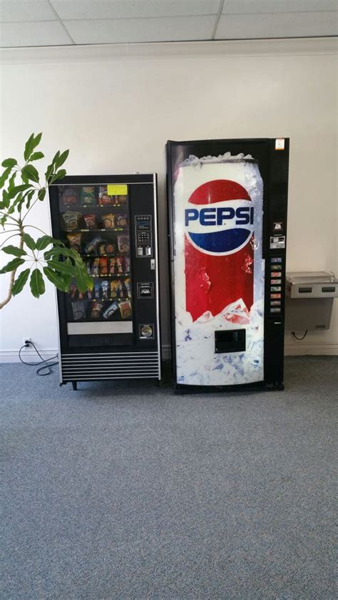 Vending Machine With Card Reader For Sale Near Me | Cubii Machine
