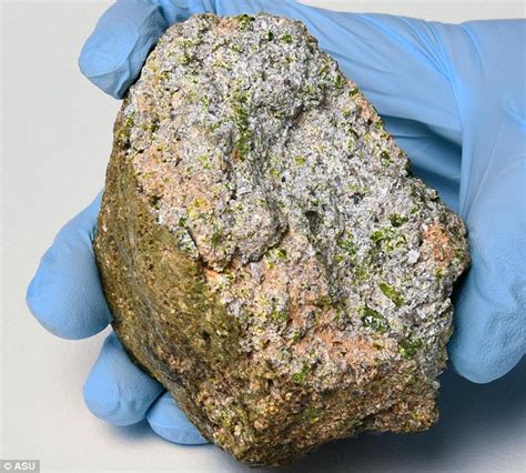The Oldest Meteorite Ever Found 465m Year Old Space Rock Could Reveal