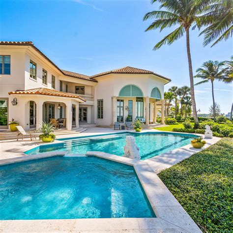 After Three Year Renovation Former Condé Nast Ceo Lists Florida Home