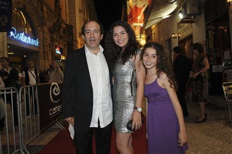 Sara barradas respondeu sem hesitações, revelando um episódio que se passou durante uma viagem à croácia: Sara Barradas e José Raposo já escolheram o local do ...