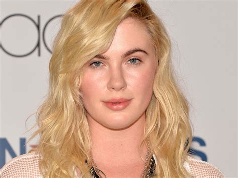 Ireland Baldwin Defends Kendall Jenner Against Fat Shaming And Her