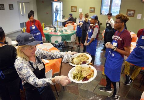 Great Thanksgiving Banquet Serves Hundreds At Springfield Rescue