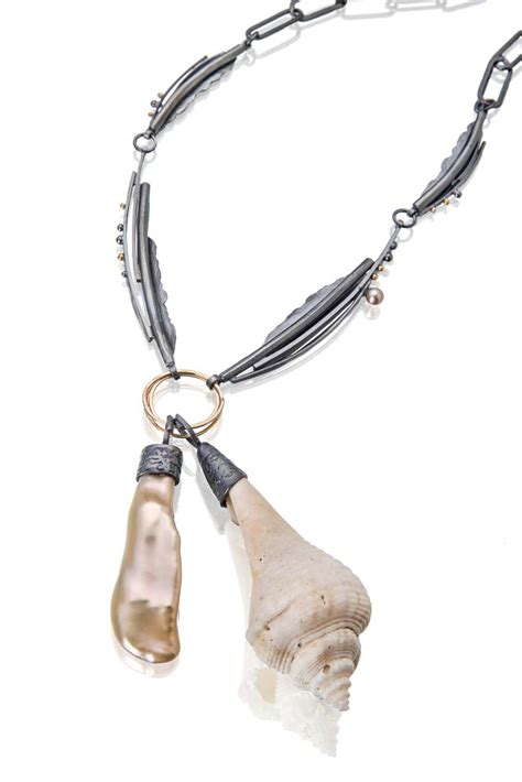 Sydney Lynch One Of A Kind Shell Necklace