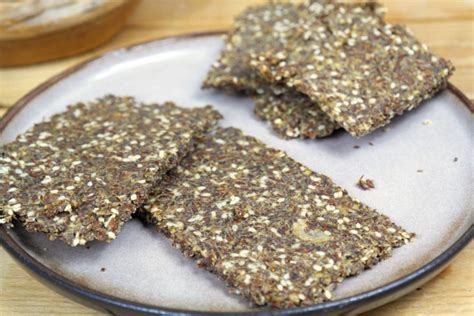 Weight proof time outs have been increased from 3 minutes to 6 minutes. Chia crackers - Monique van der Vloed