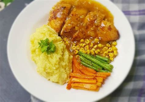 Check spelling or type a new query. Resep Steak ayam dan mashed potato oleh GL - Cookpad
