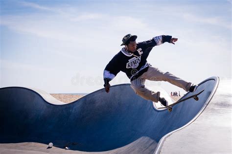 Skateboarder Venice Beach Los Angeles Editorial Photo Image Of