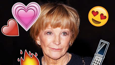 Anne Robinson Signed Up To Tinder On Britains Relationship Secrets