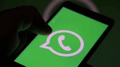With whatsapp, you'll get fast, simple, secure messaging and calling for free*, available on phones all over the world. Neue WhatsApp-Funktion! Gleichzeitig chatten und Vides gucken