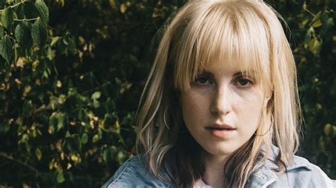 Paramores Hayley Williams Releases New Solo Ep Reschedules Tour Dates
