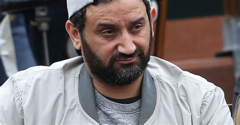 Cyril hanouna perd patience face à magali. Cyril Hanouna et son fils Lino - People dans les tribunes ...