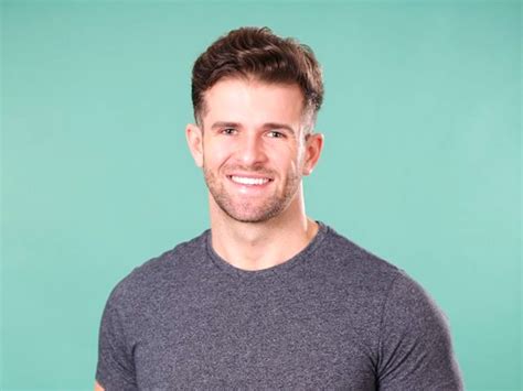 Jed Wyatt 11 Things To Know About The Bachelorette Star Hannah Browns Bachelor Jed Wyatt