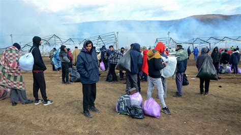 Migrants Refugees Spurn Return To Torched Camp In Bosnia Balkan Insight