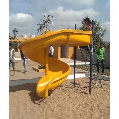 Wave 4 12 Years Frp Spiral Slide At Rs 20000piece In Rajkot Id