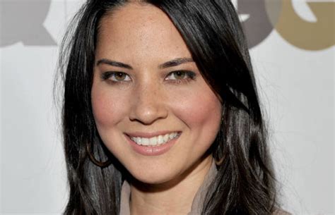 olivia munn to guest star on fox s new girl this season complex