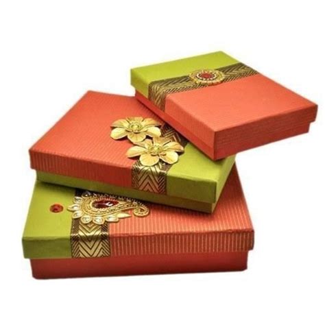 Customized Designer Saree Corrugated Kraft Packaging Box At Best Price