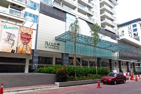 The hotel is equipped with an elevator. Loft E Luxury Condo| SEA VIEW |above IMAGO Shopping Mall ...