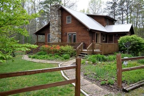 Maybe you would like to learn more about one of these? Mountain Cabin Rental near Hendersonville, North Carolina