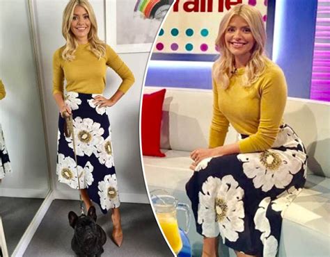 Holly Willoughby Uses Bum Cheeks To Rip Off A Shower Curtain In Naughty Game Tv And Radio