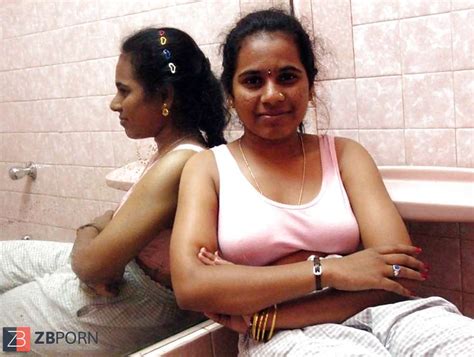 INDIAN MOTHER DAUGHTER ZB Porn