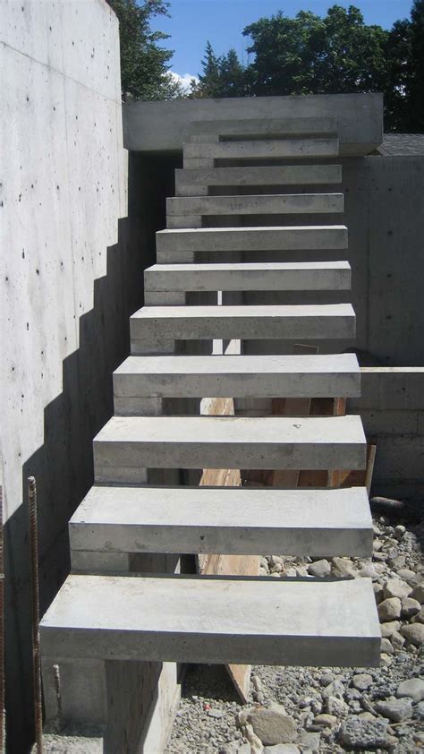A typical details of a tread cantilevering from a wall is given in fig. DETAIL - cantilevered stair « home building in Vancouver