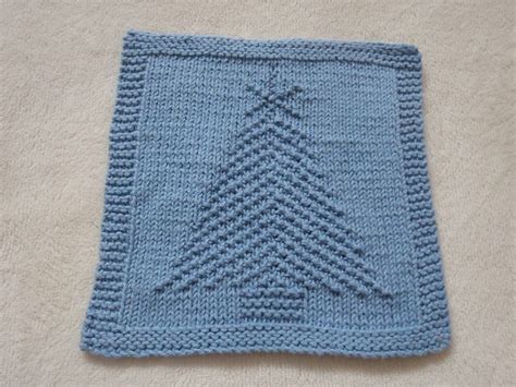 Knitted dishcloth patterns free beginner knitting patterns knitted washcloths crochet dishcloths knitting for beginners loom knitting free knitting crochet patterns knitting tutorials. Christmas Tree II pattern by Louise Sarrazin | Dishcloth ...