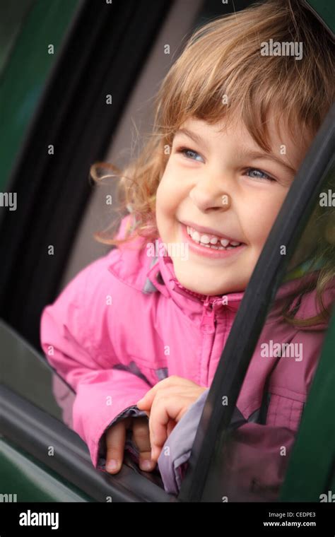 Kid Car Window Hi Res Stock Photography And Images Alamy