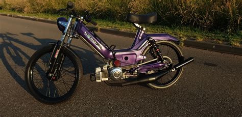 You pay the same monthly fee, regardless of what plan you're on. A 1979 Purple Custom Puch Maxi S by Lloyd