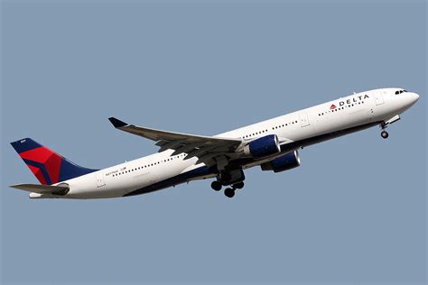 Delta Air Lines Fleet Airbus A330 300 Details And Pictures