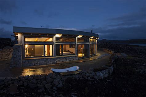 A Scottish Highlands Retreat Helps Guests Reconnect With Nature The