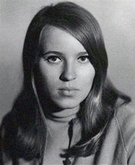 367 928 просмотров 367 тыс. Юный Путин и беззубый Барак Обама: как выглядели политики ...