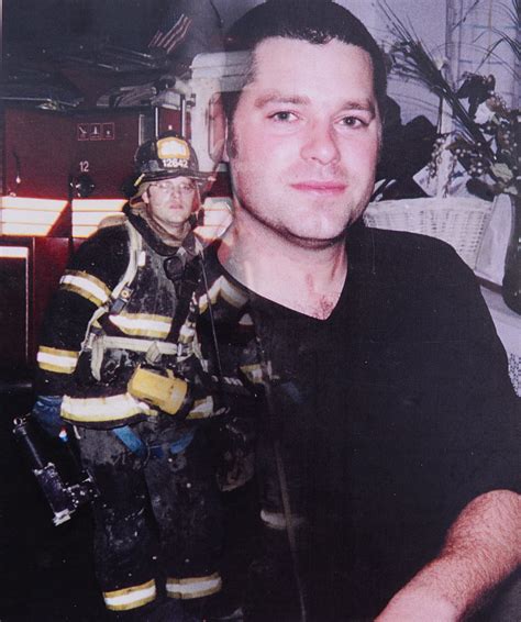 Fdny Lieutenant 59 Dies Of 911 Related Cancer Months After Retiring