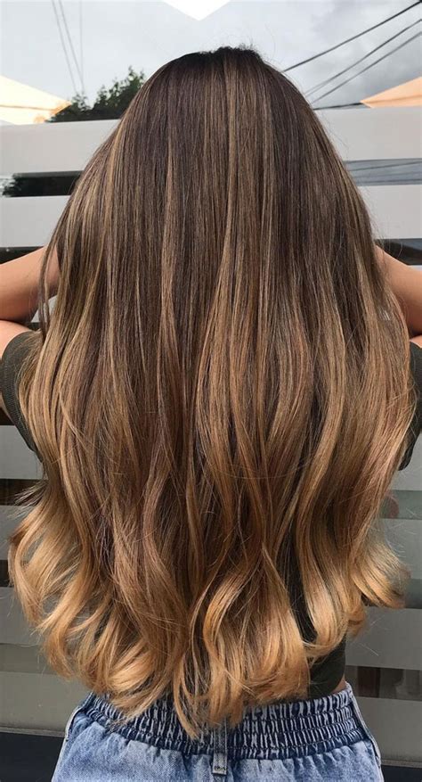 40 subtle hair colour ideas for a sun kissed glow sun kissed balayage natural look