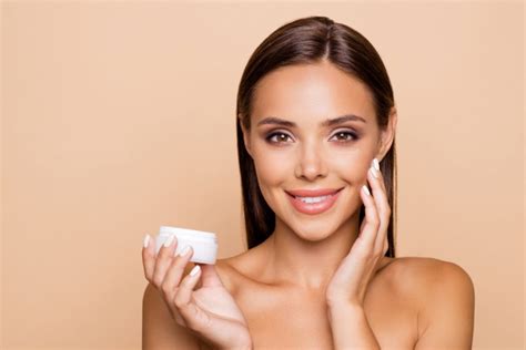 How To Choose The Best Skin Care For Dry Sensitive Skin