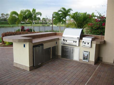 In addition, these prefab outdoor kitchen kits are easy to assemble, therefore it will take just a day to install them in a professional manner. 35+ Ideas about Prefab Outdoor Kitchen Kits - TheyDesign.net - TheyDesign.net