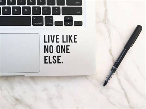 Live Like No One Else Vinyl Decal Dave Ramsey Quote Etsy Dave Ramsey Quotes Dave Ramsey