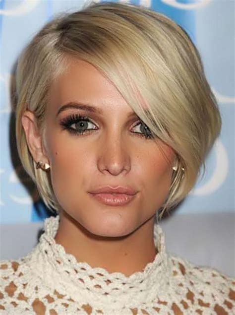 This short bob hairstyle with layers and volume at the back and top of the hair is a nice choice. bob-hairstyles-for-fine-thin-hair-12 | Hairstyles ...